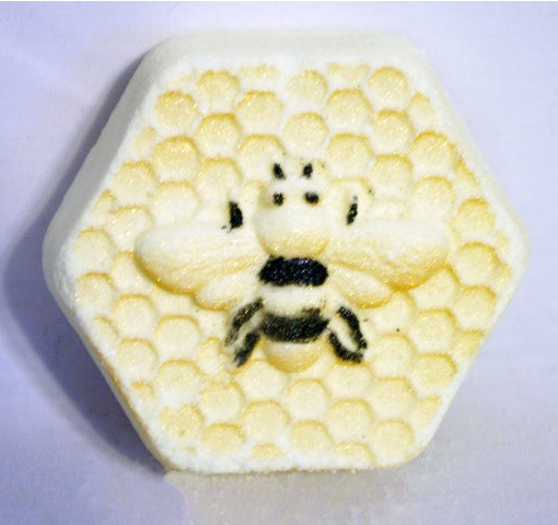 Bee & Honeycomb Bath Bomb